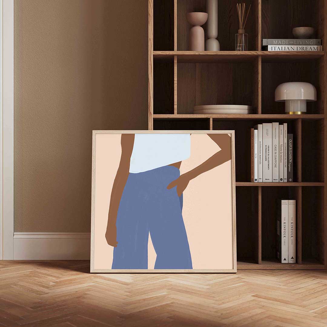 Figuur met blauwe broek – kleurrijke vierkante wanddecoratie van WallArtistic