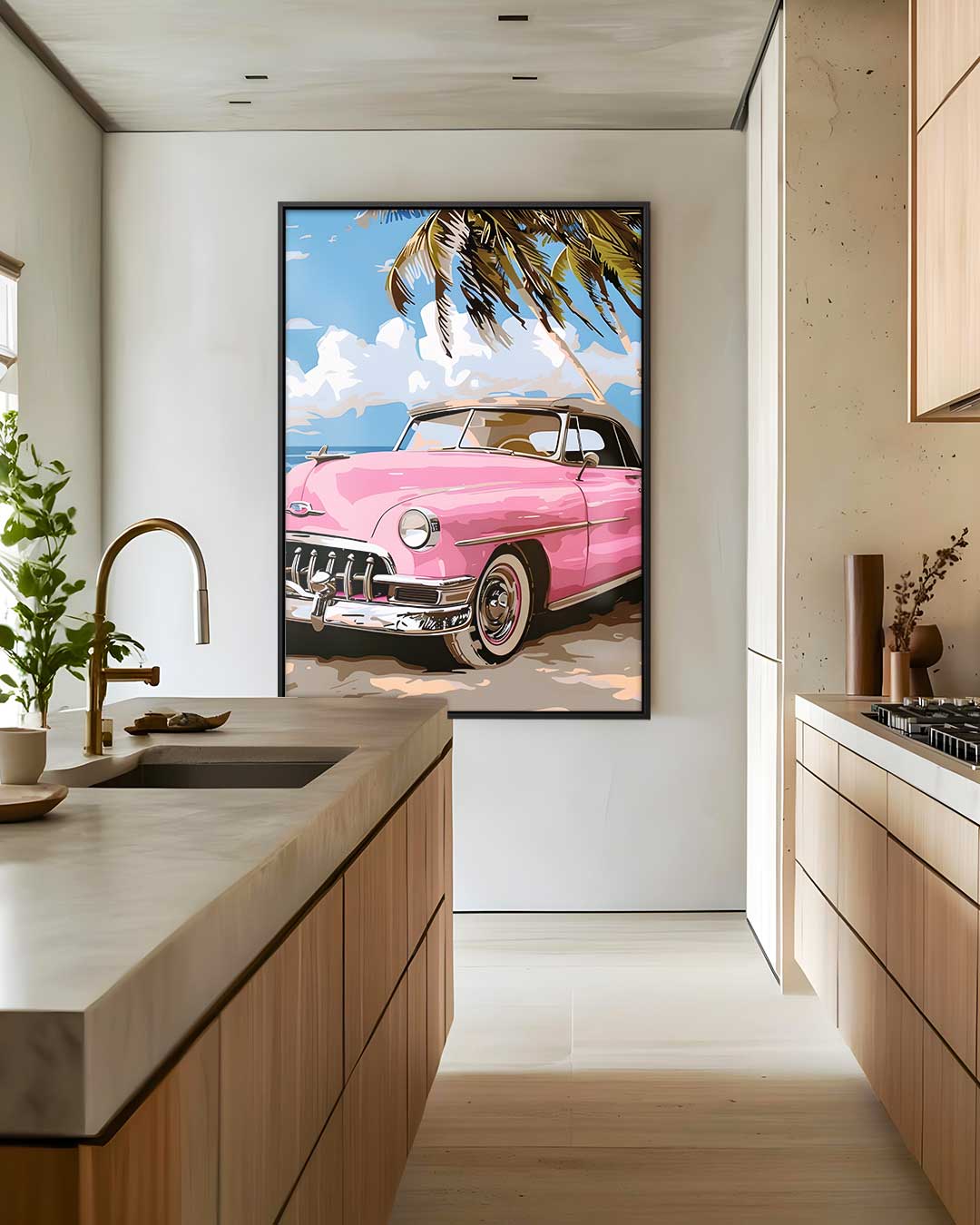 Roze Oldtimer aan het Strand – modern portret kunstwerk van WallArtistic