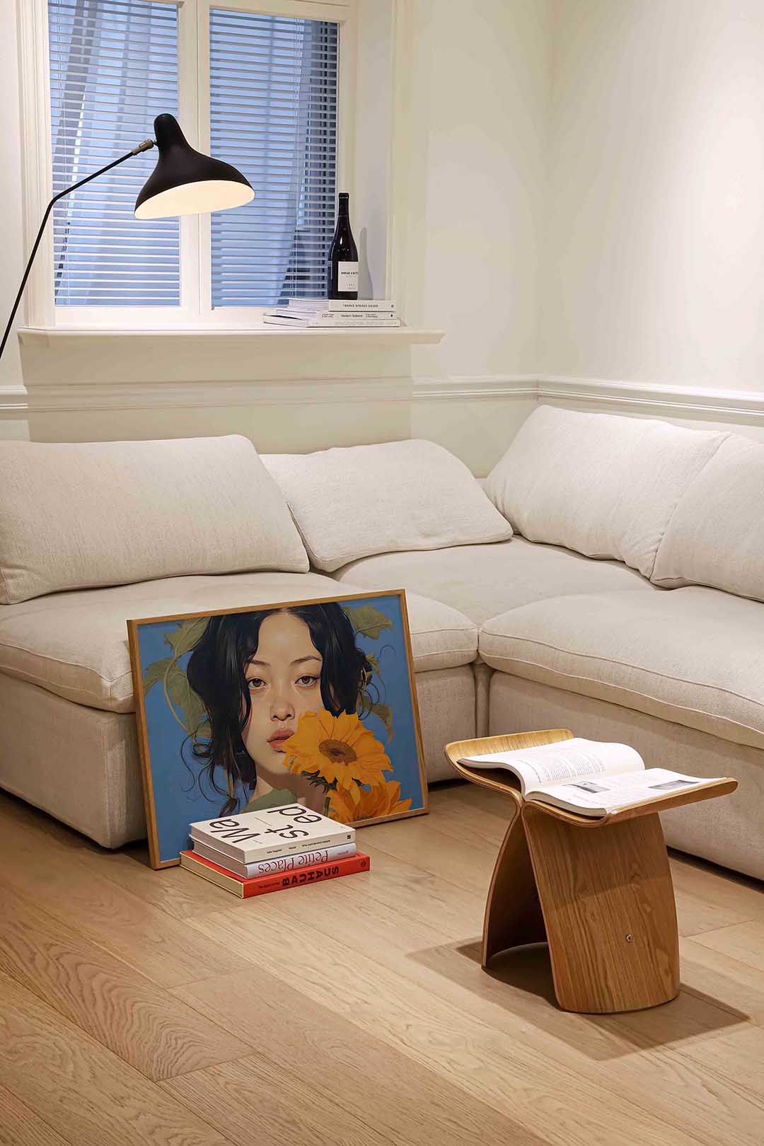 Vrouw met zonnebloem – vrouwelijke portretkunst als landscape poster