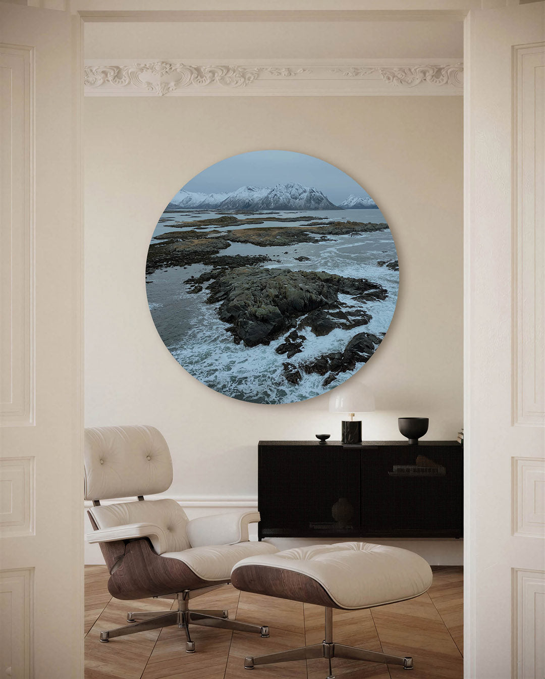 Berglandschap met zee – fotografische muurcirkel voor aan de muur