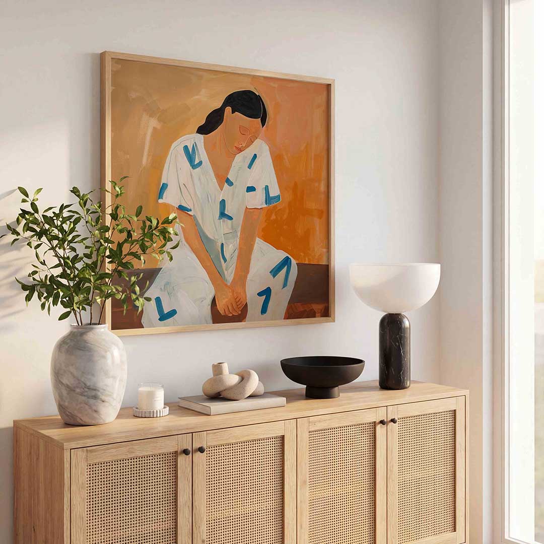 Vrouw in witte kleding – kunst en design poster in vierkant formaat