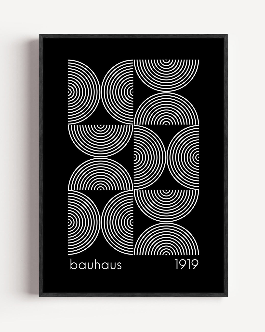 Cirkelritme en lijnen – staande Bauhaus poster als wanddecoratie