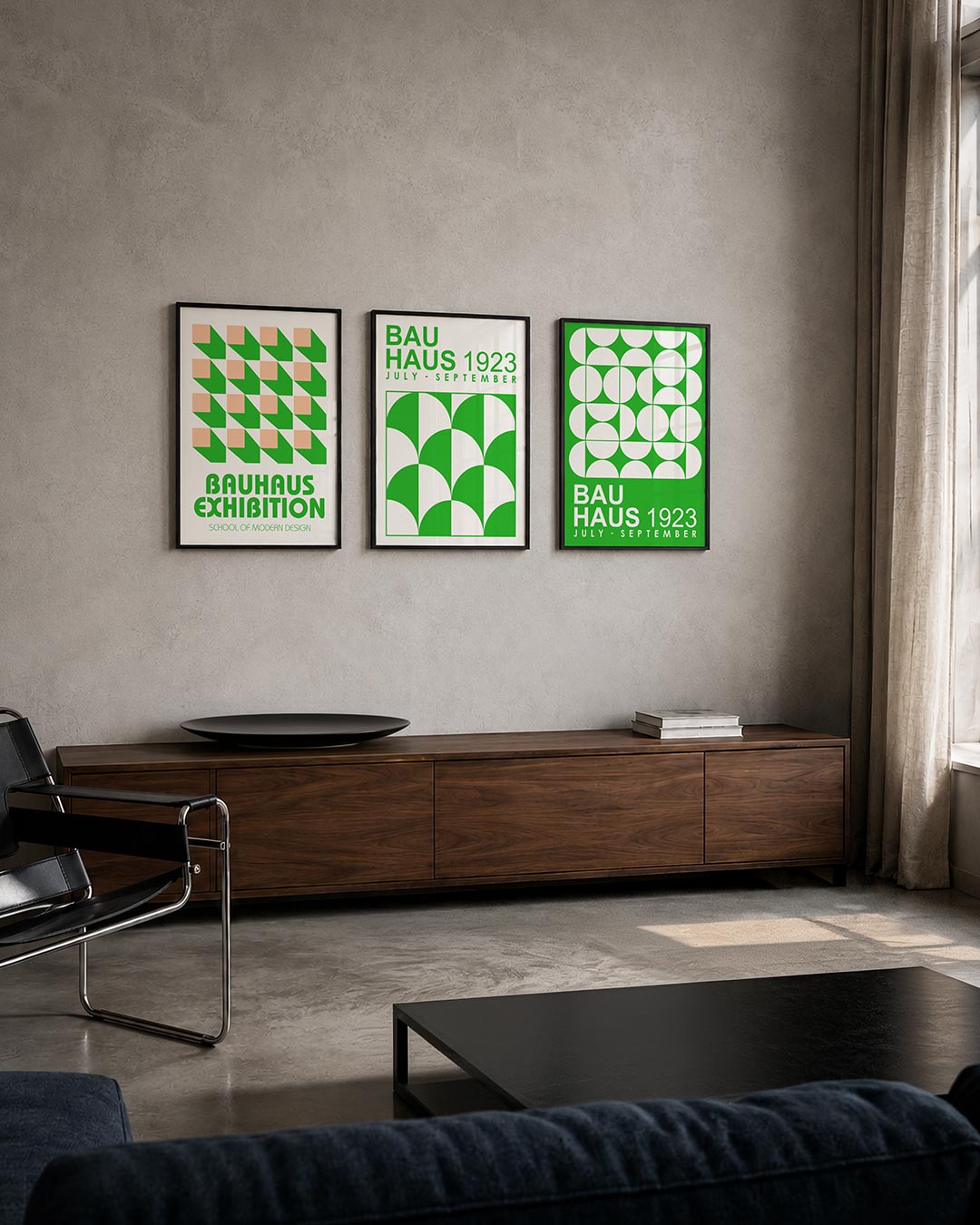 Vorm en schaduw driedelige posterset – deze posterset in drie delen toont een ritmisch patroon van groene en perzikkleurige