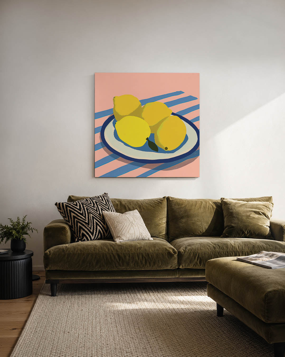 Citroenen op streepjes kunstwerk – derde productweergave – dit werk toont een bord met felgele citroenen op een roze