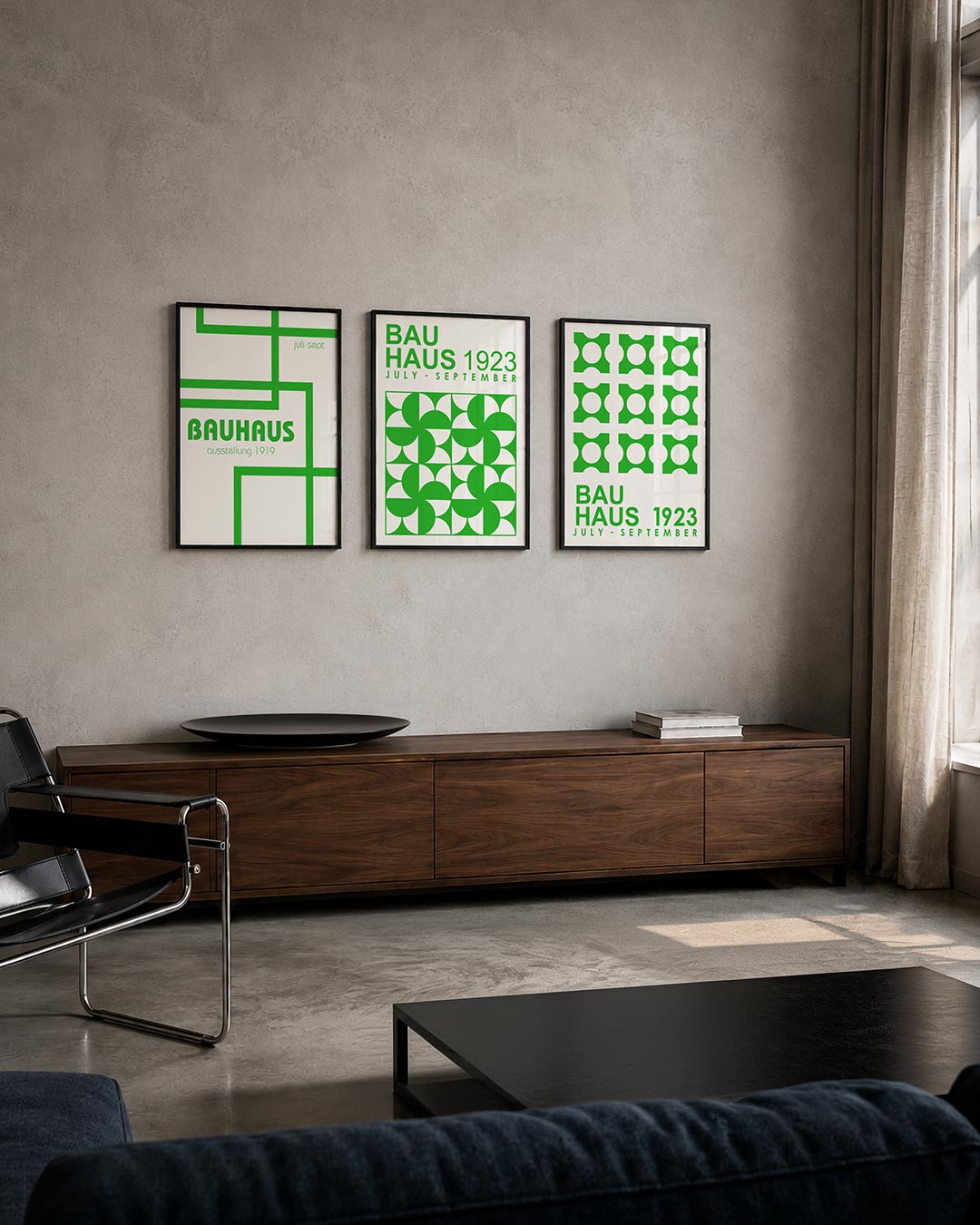 Groene lijnenspel driedelige posterset – deze posterset in drie delen toont een speels lijnenspel van groene lijnen op een