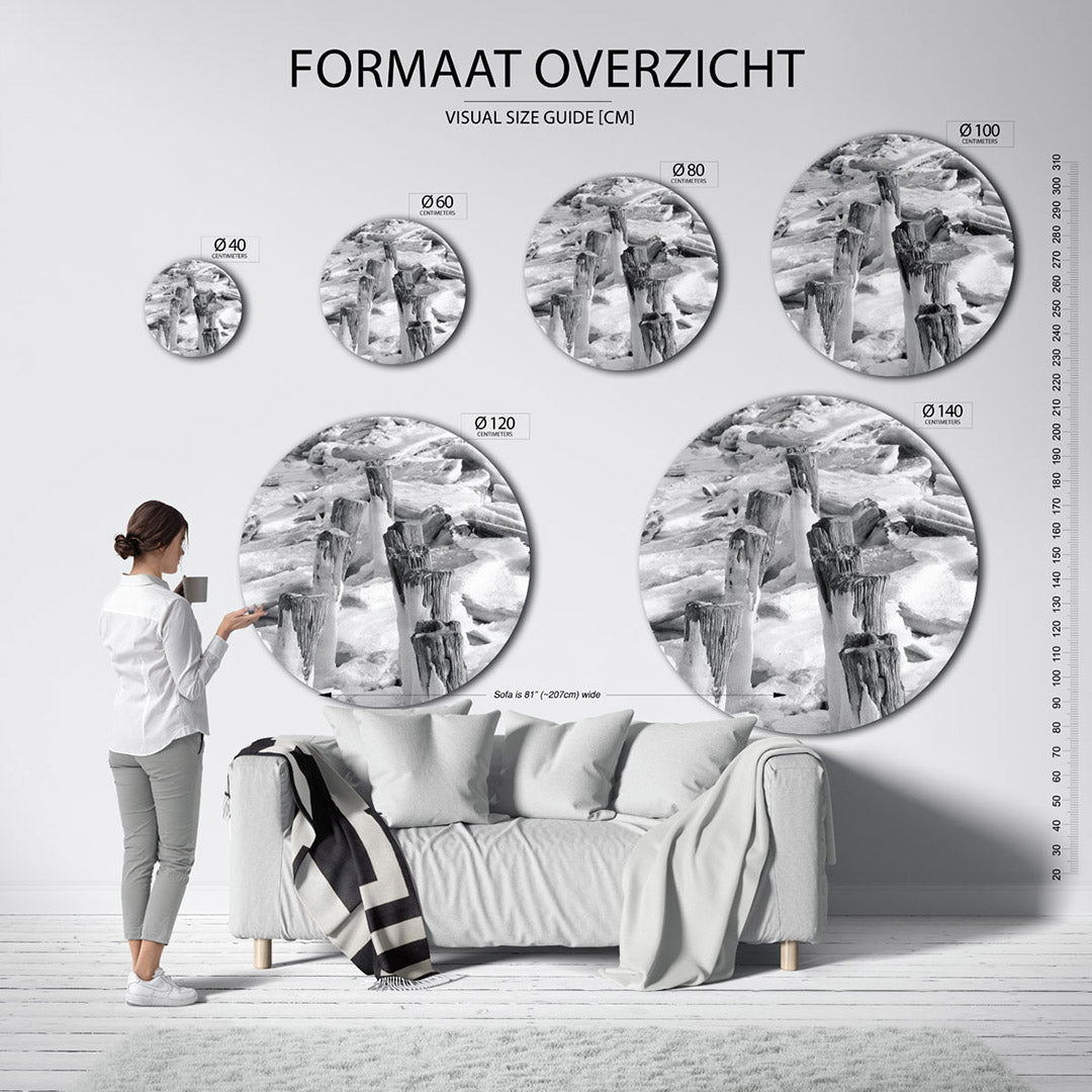 Houten palen in ijs – ronde wanddecoratie met fotografie