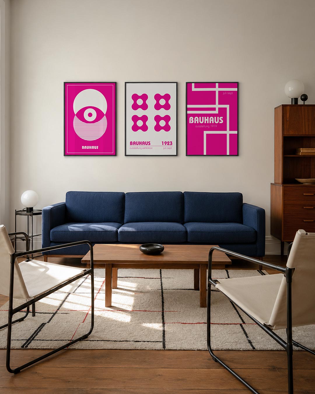 Cirkel en strepen posterset – derde productweergave – deze posterset in drie delen toont een speelse balans van witte cirkels