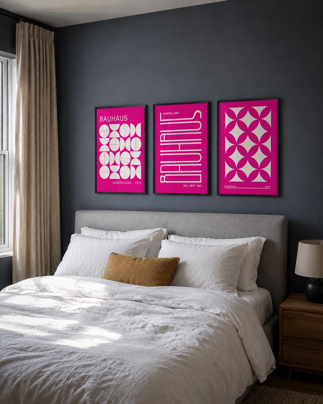 Vormen en vlakken posterset – detailweergave – deze posterset in drie delen toont een levendig spel van witte cirkels en