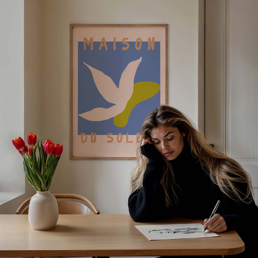 Maison Du Soleil – staande muurposter met tekst en typografie
