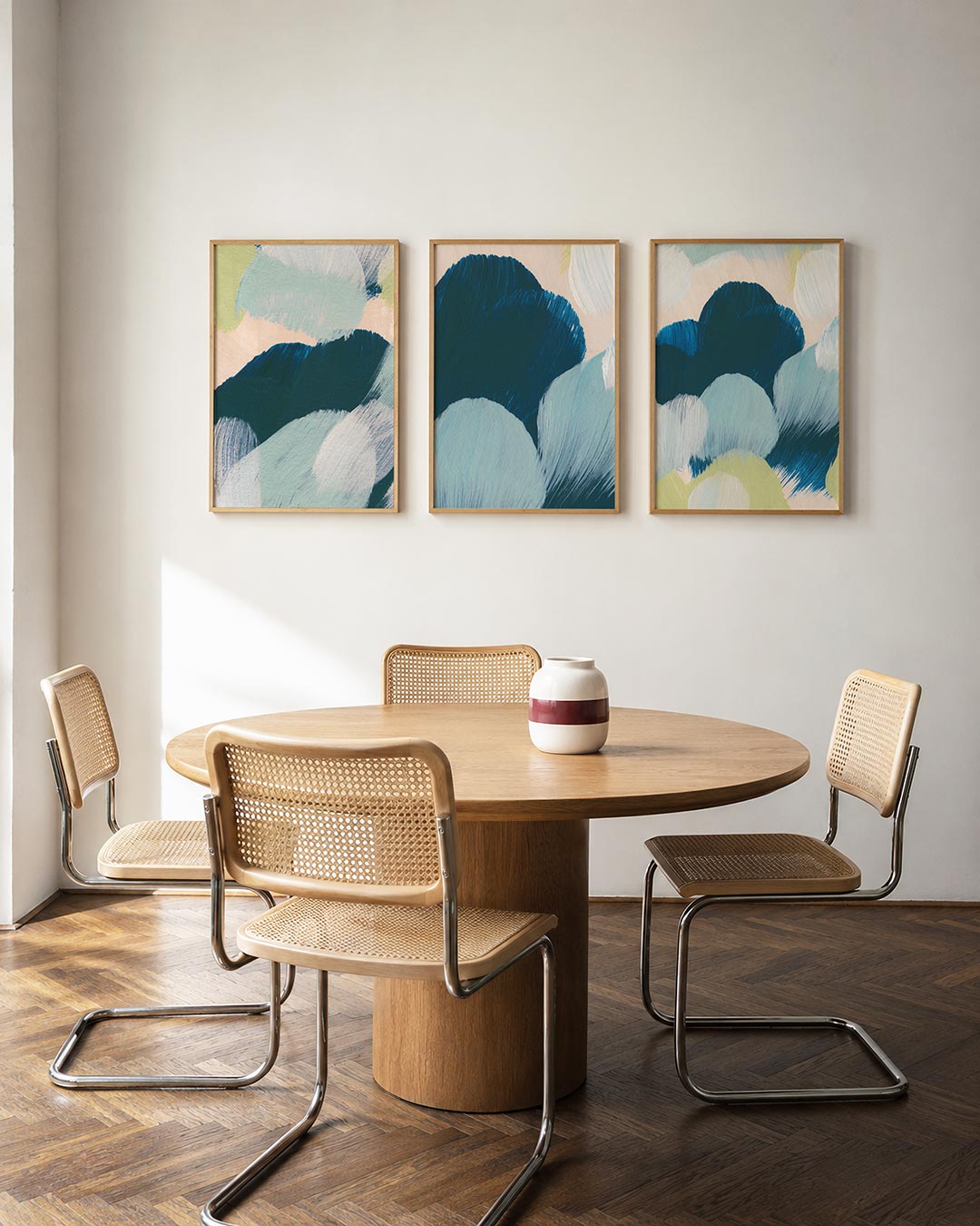 Kleurvlakken harmonie posterset – derde productweergave – deze posterset in drie delen toont zachte penseelstreken in