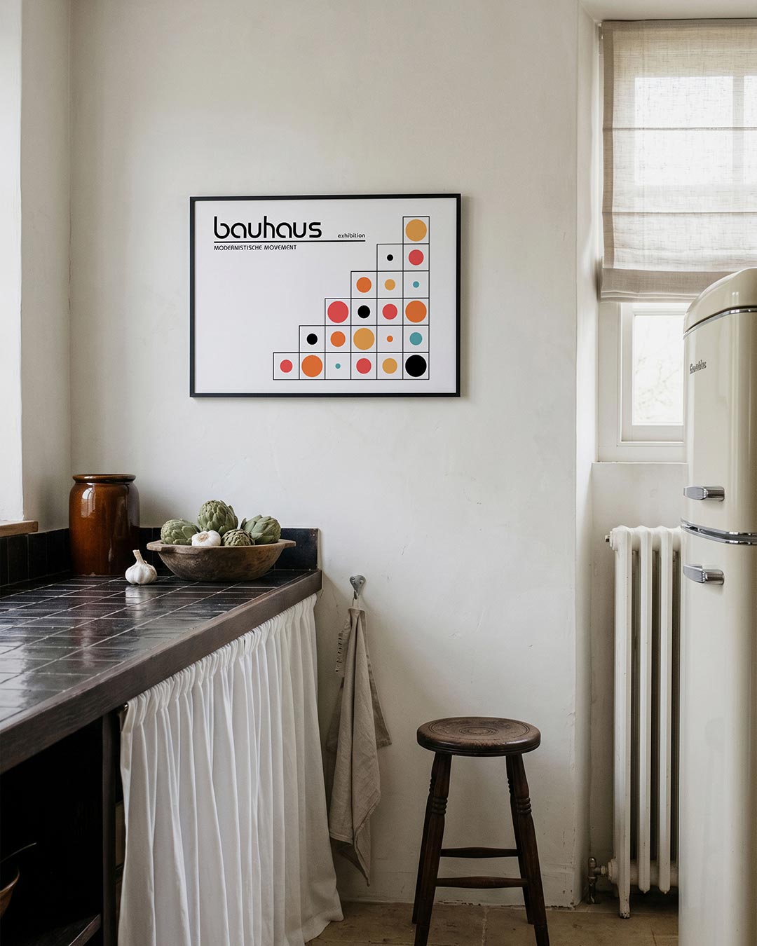 Vorm en kleurvlakken – geometrische poster in Bauhaus-stijl van WallArtistic