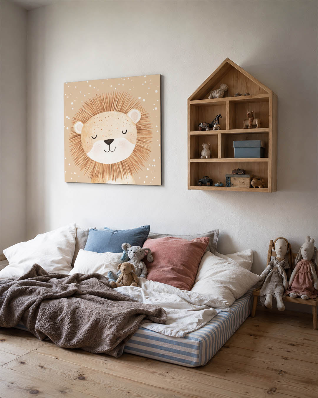 Dromerige leeuw kunstwerk – derde productweergave – dit werk toont een schattige leeuw met gesloten ogen tegen een beige