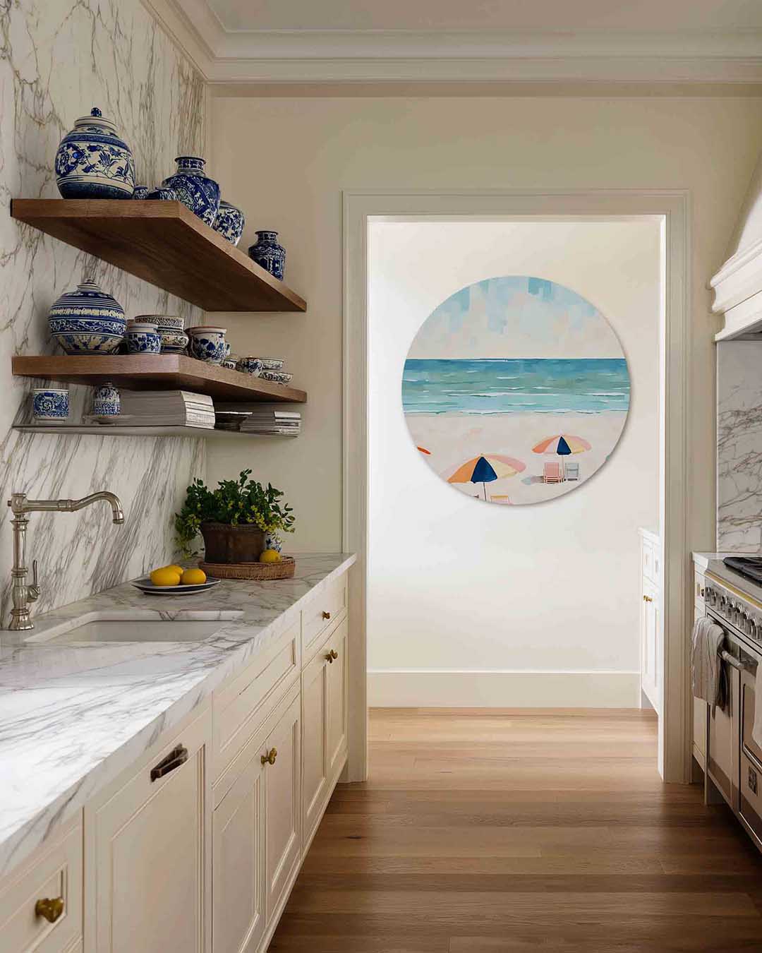 Strand met parasols – moderne abstracte muurcirkel voor aan de muur