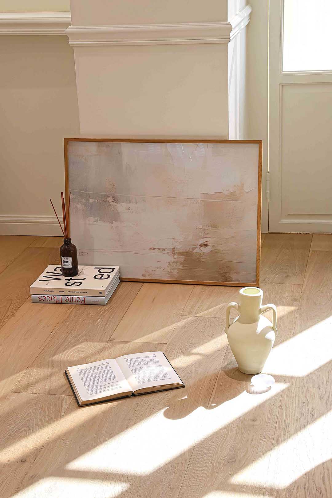 Abstracte beige en witte – liggende abstracte wanddecoratie van WallArtistic