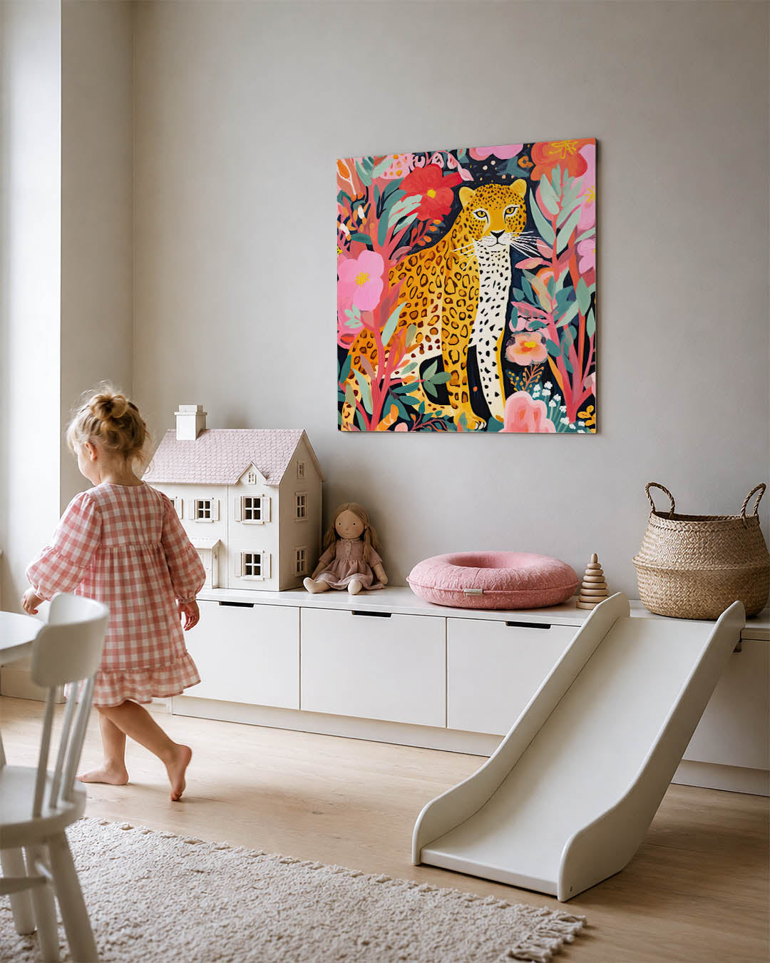 Levendige dierenwereld kunstwerk – tweede productweergave – dit werk toont een kleurrijke compositie van een luipaard omringd