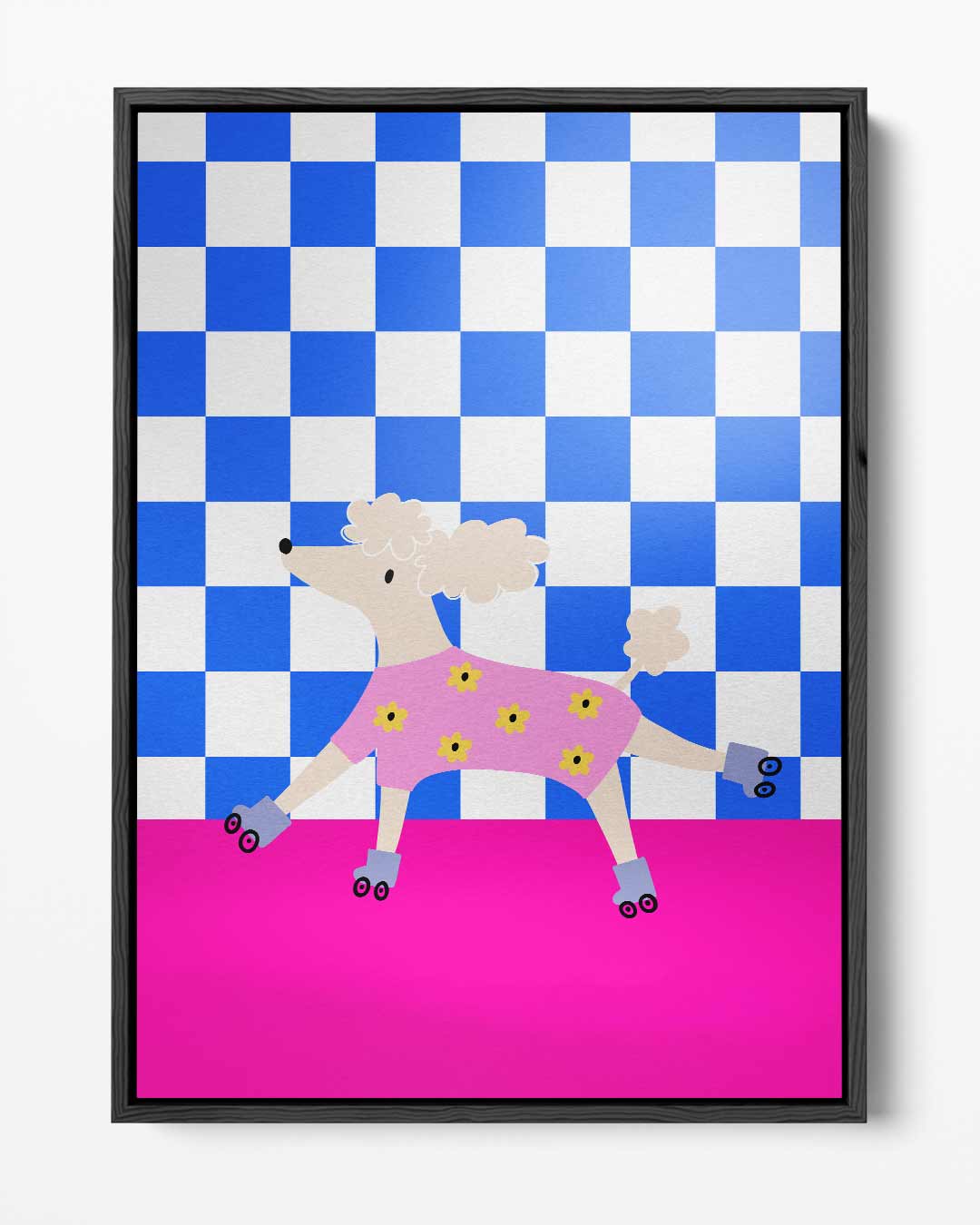 Rollerschaatsende Poedel – portret kunstwerk als wanddecoratie