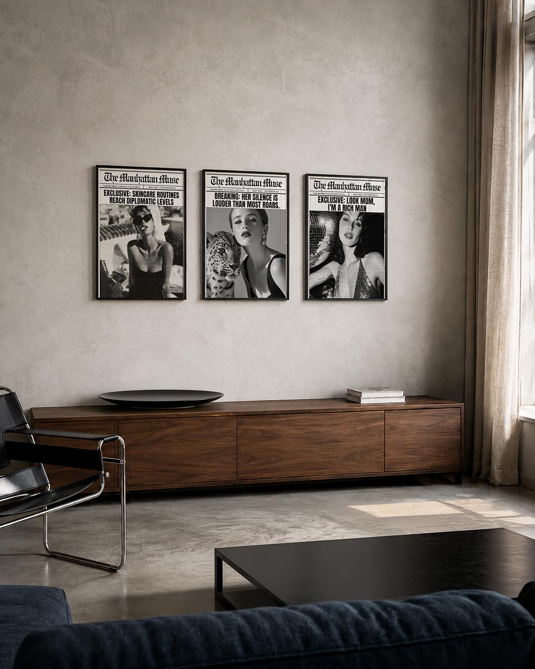 Zwart wit allure posterset – tweede productweergave – een elegante vrouw met zonnebril en handdoek om haar hoofd,