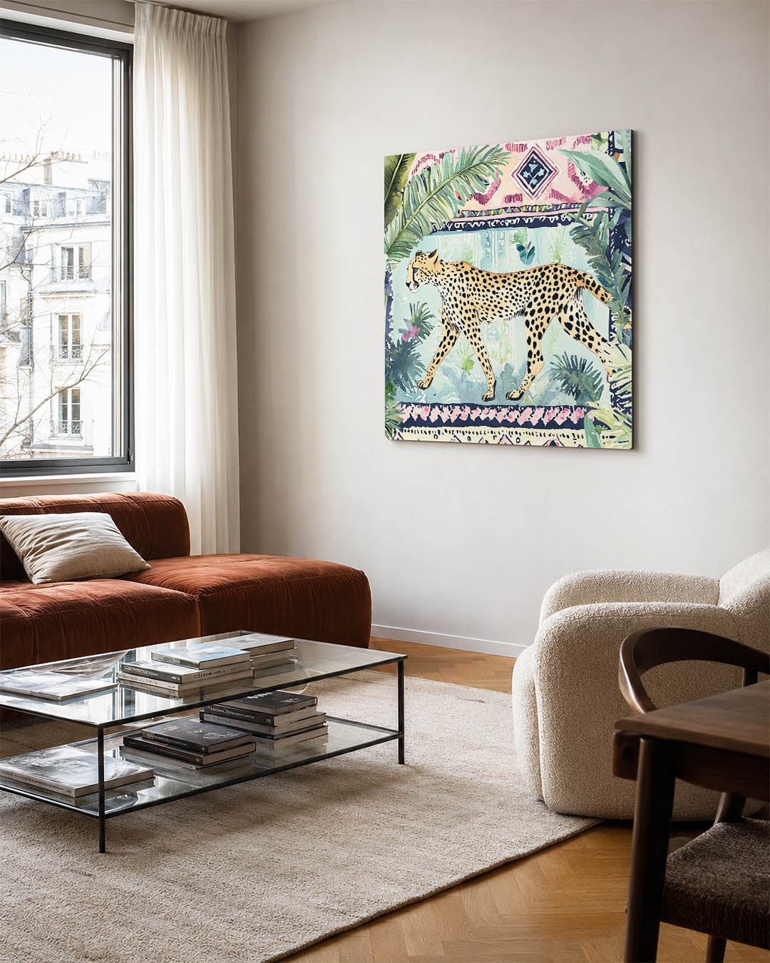 Luipaard en tropische patronen kunstwerk – vierkante wanddecoratie – dit werk toont een sierlijke luipaard omringd door