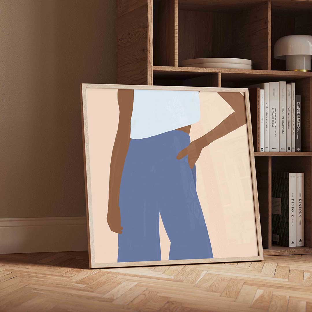 Figuur met blauwe broek – geïllustreerde wandkunst als vierkante poster