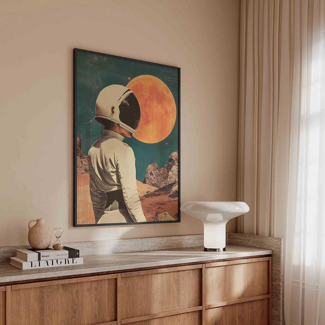 Astronaut en maan – surreal poster in staand formaat