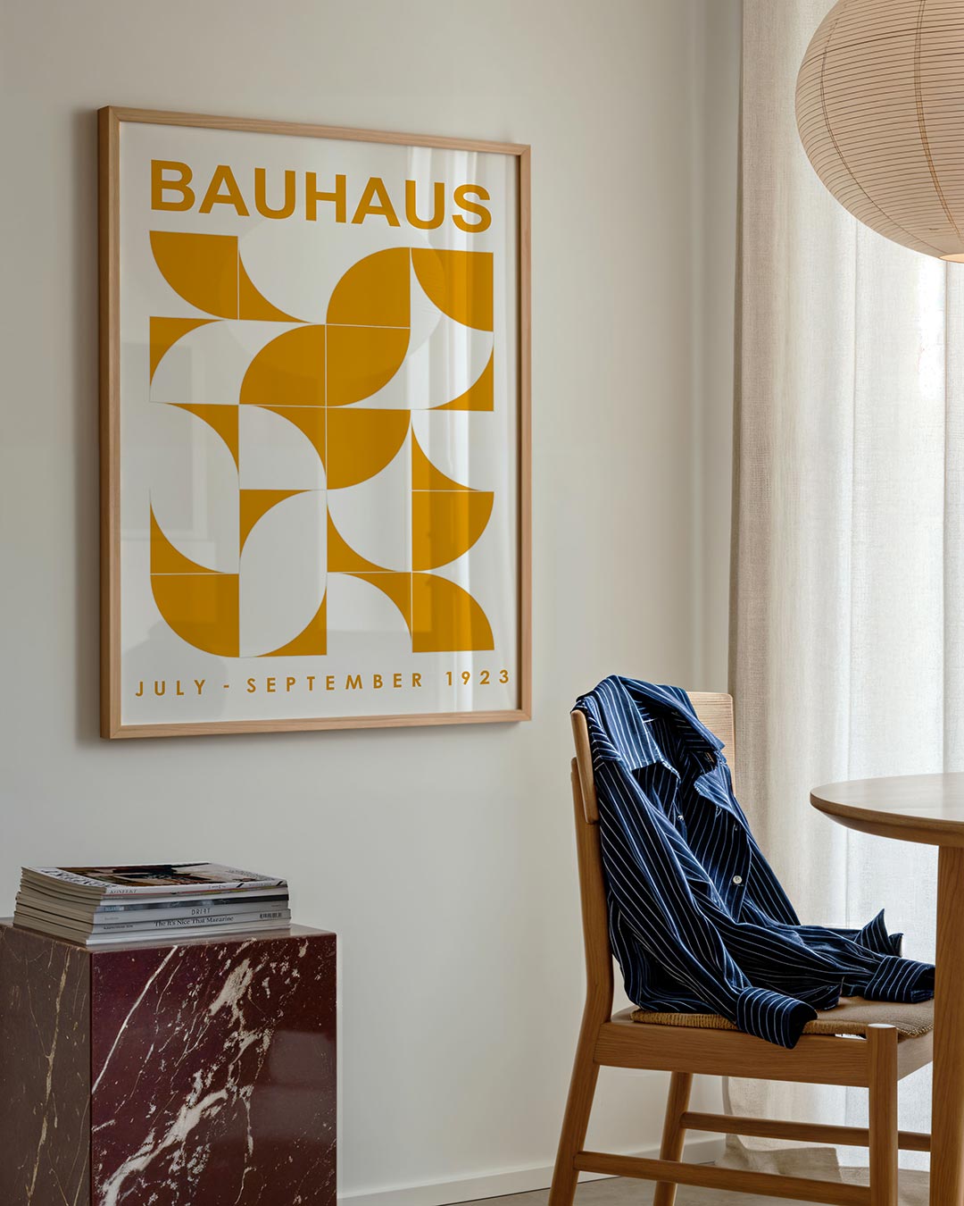 Vormritme en kleur – geometrische poster in Bauhaus-stijl van WallArtistic