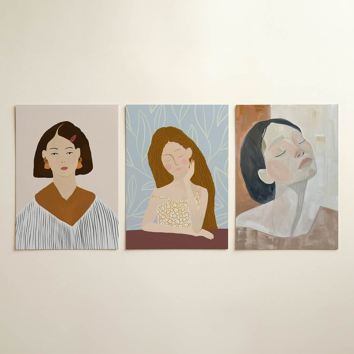 Portret en lijnen posterset – detailweergave – een vrouwelijk portret met een rustige uitstraling