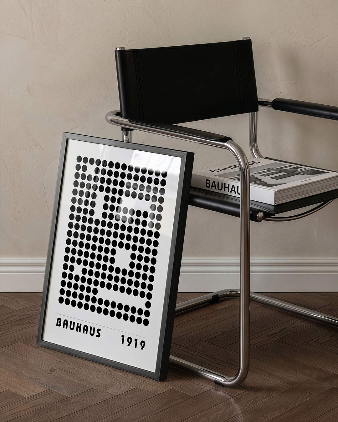 Cirkelpatroon en tekst – staande Bauhaus poster voor aan de muur