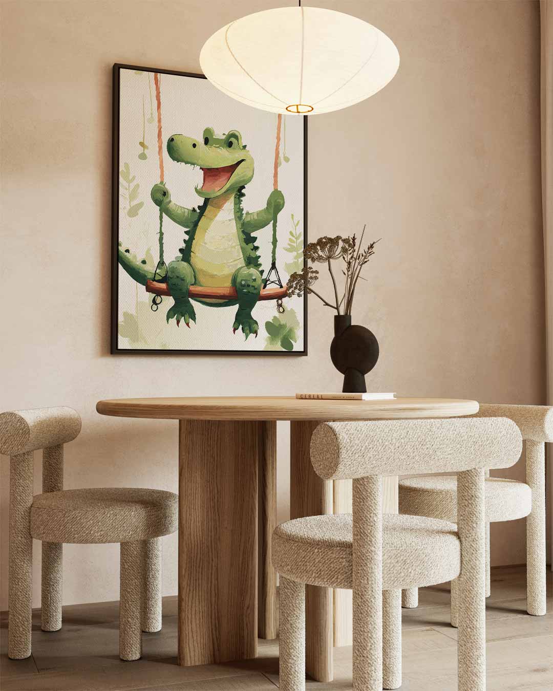 Vrolijke Krokodil op de Schommel – staand kunstwerk voor modern interieur