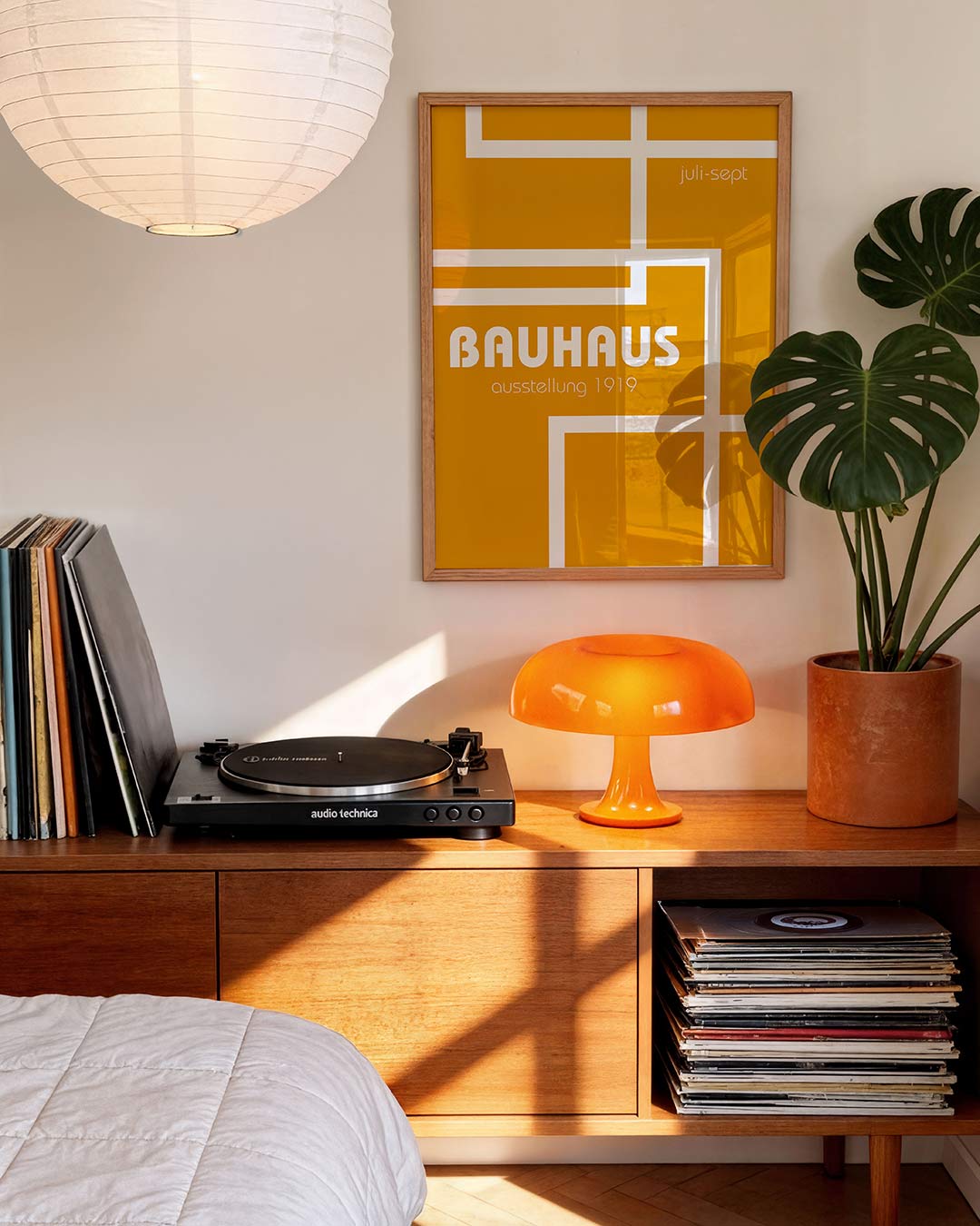 Lijnen en vlakkenspel – geometrische Bauhaus poster in staand formaat
