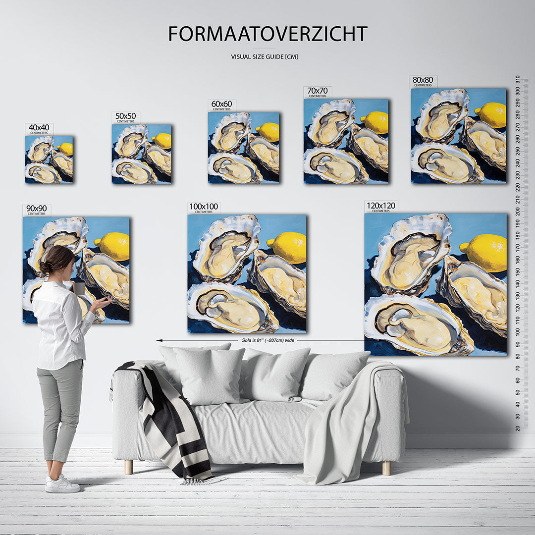 Oesters en citroen kunstwerk – sfeerbeeld – dit werk toont drie oesters en een citroen op een blauwe achtergrond. De