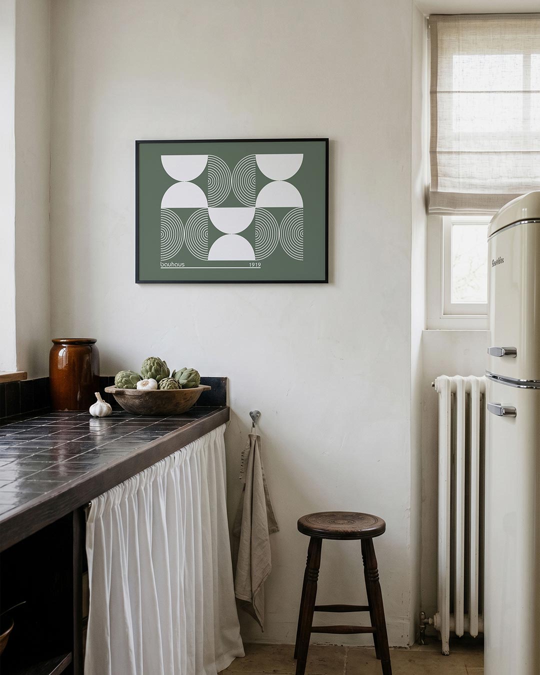 Cirkelvormen en lijnen – geometrische poster in Bauhaus-stijl van WallArtistic