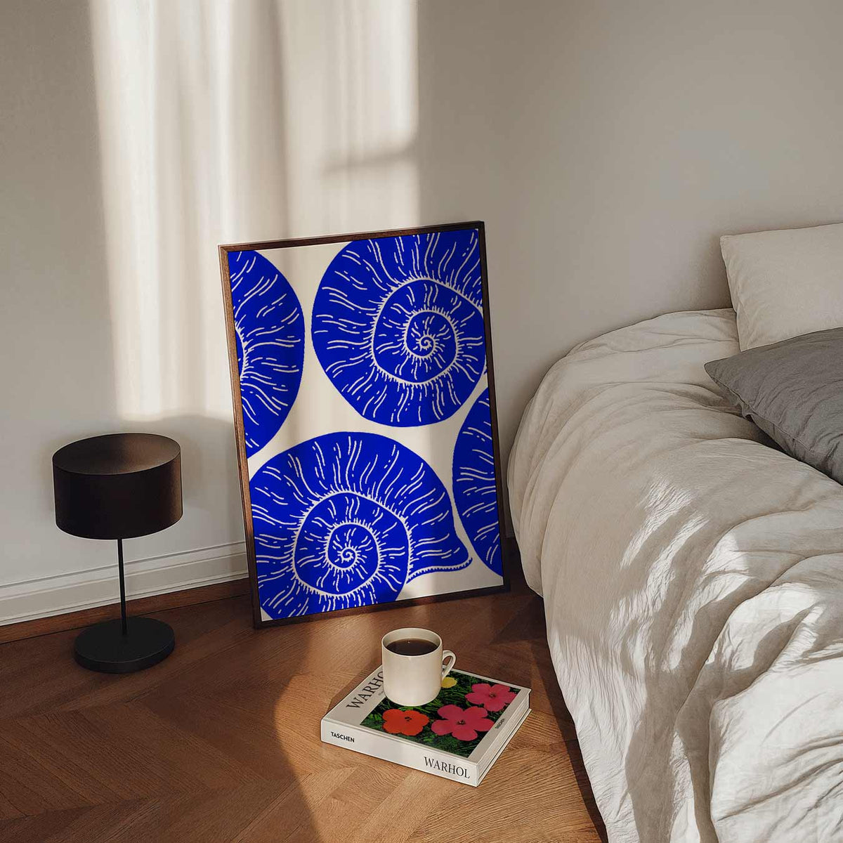 Spiralen in Blauw – staande zeedieren wanddecoratie van WallArtistic