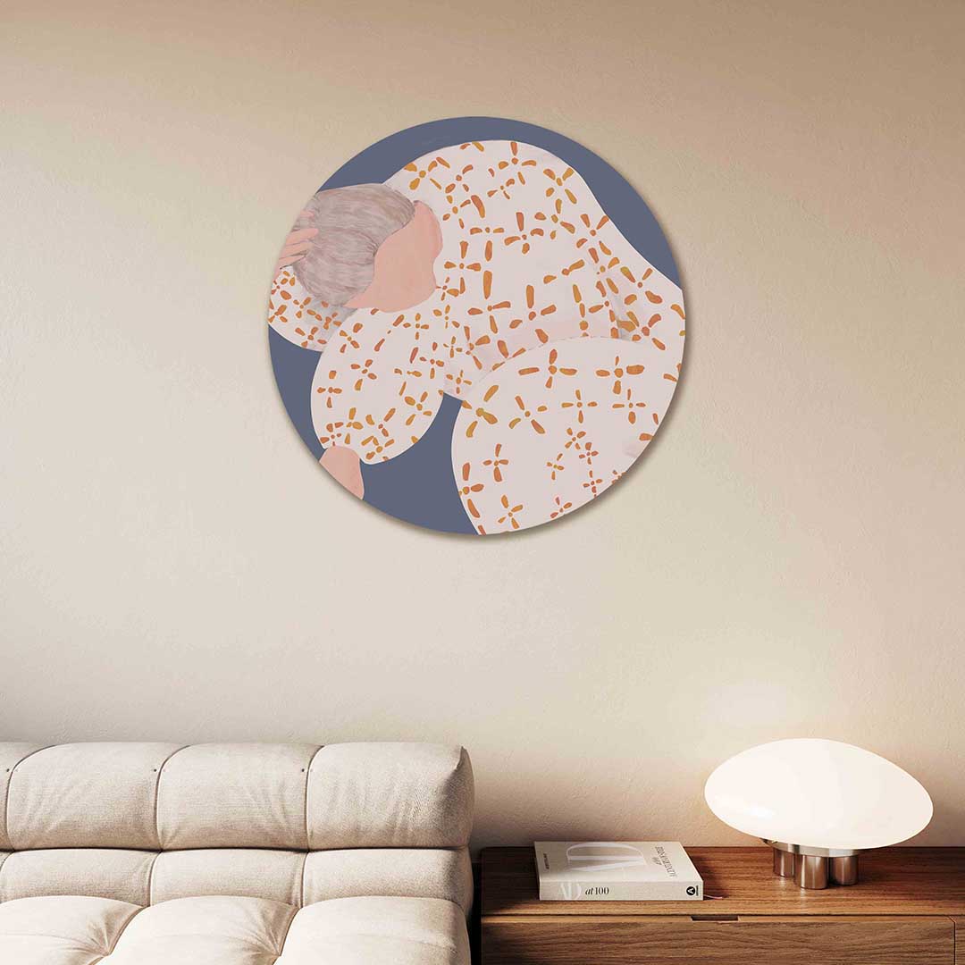 Vrouw in patroon – portret muurcirkel als ronde muurdecoratie