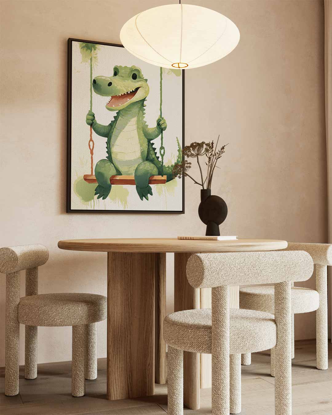 Vrolijke Krokodil op de Schommel – staand kunstwerk voor modern interieur