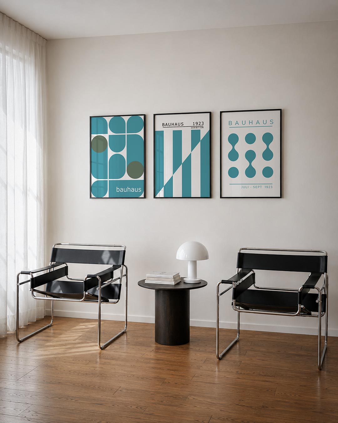 Vorm en kleur posterset – derde productweergave – deze posterset in drie delen toont een speelse combinatie van blauwe en