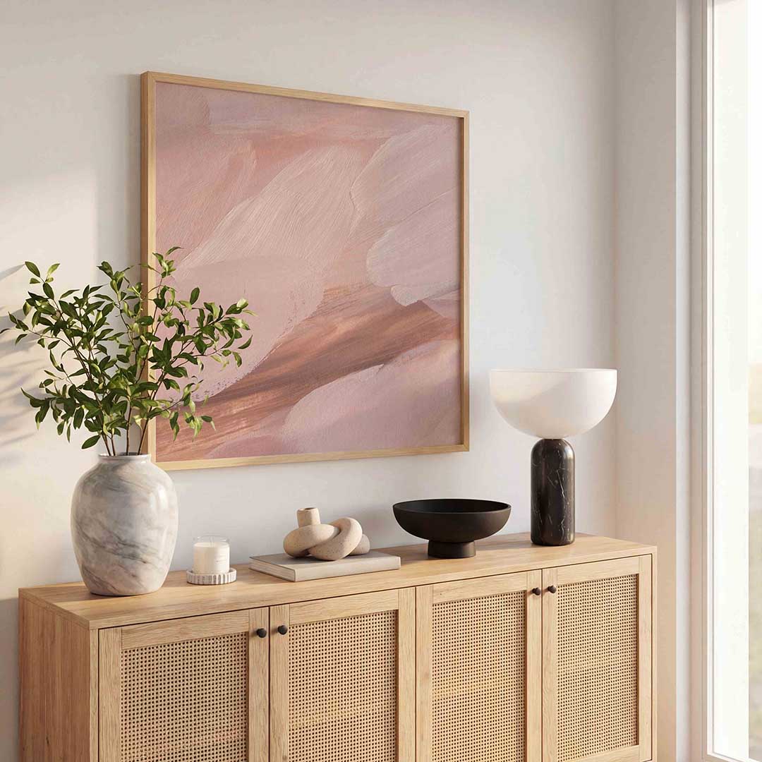 Abstracte roze penseelstreken – schilderkunst als moderne vierkante poster