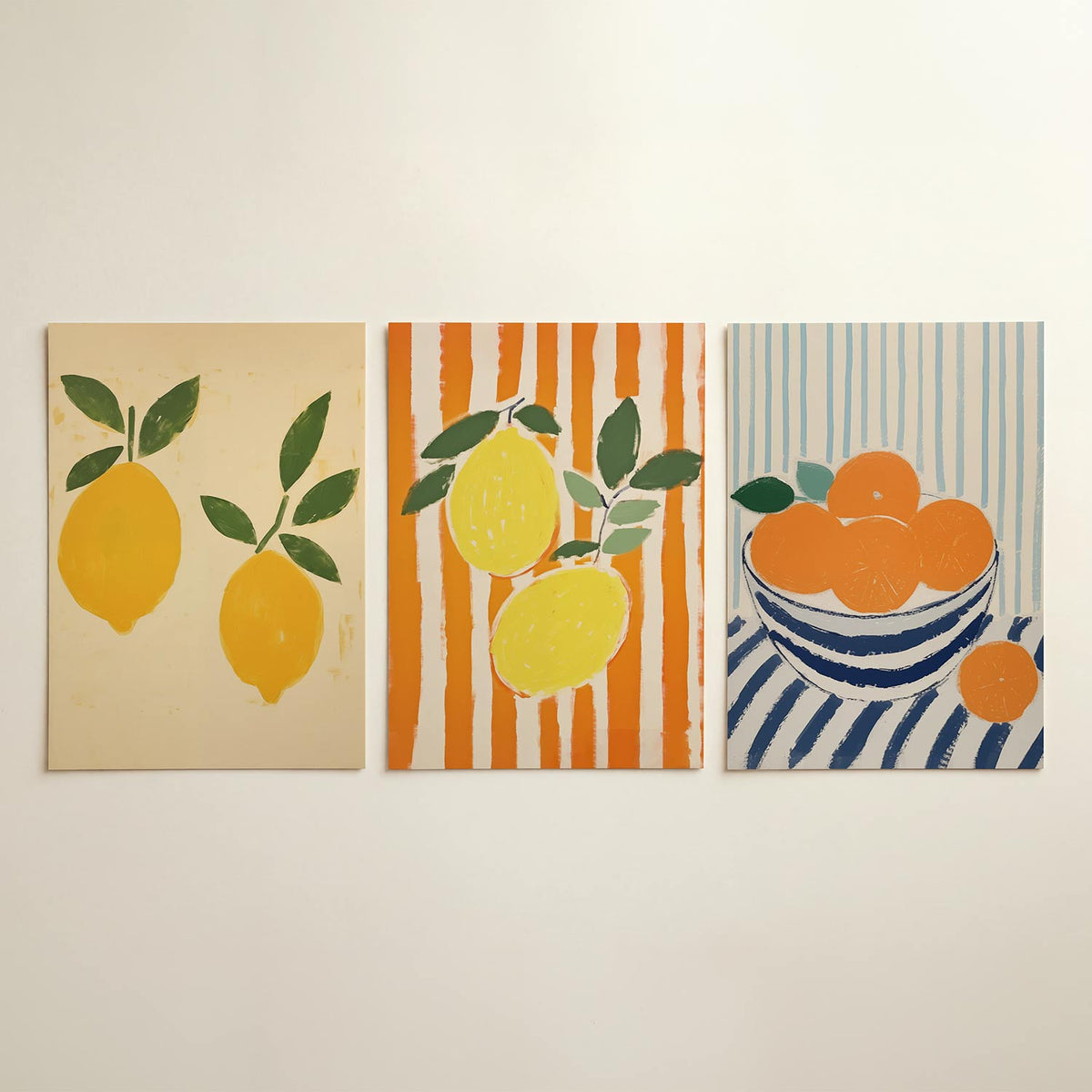 Citroenenspel driedelige posterset in interieur