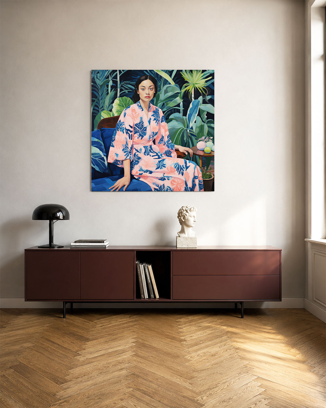 Vrouw in tropische tuin kunstwerk – tweede productweergave – dit werk toont een vrouw in een kleurrijke kimono, omringd door