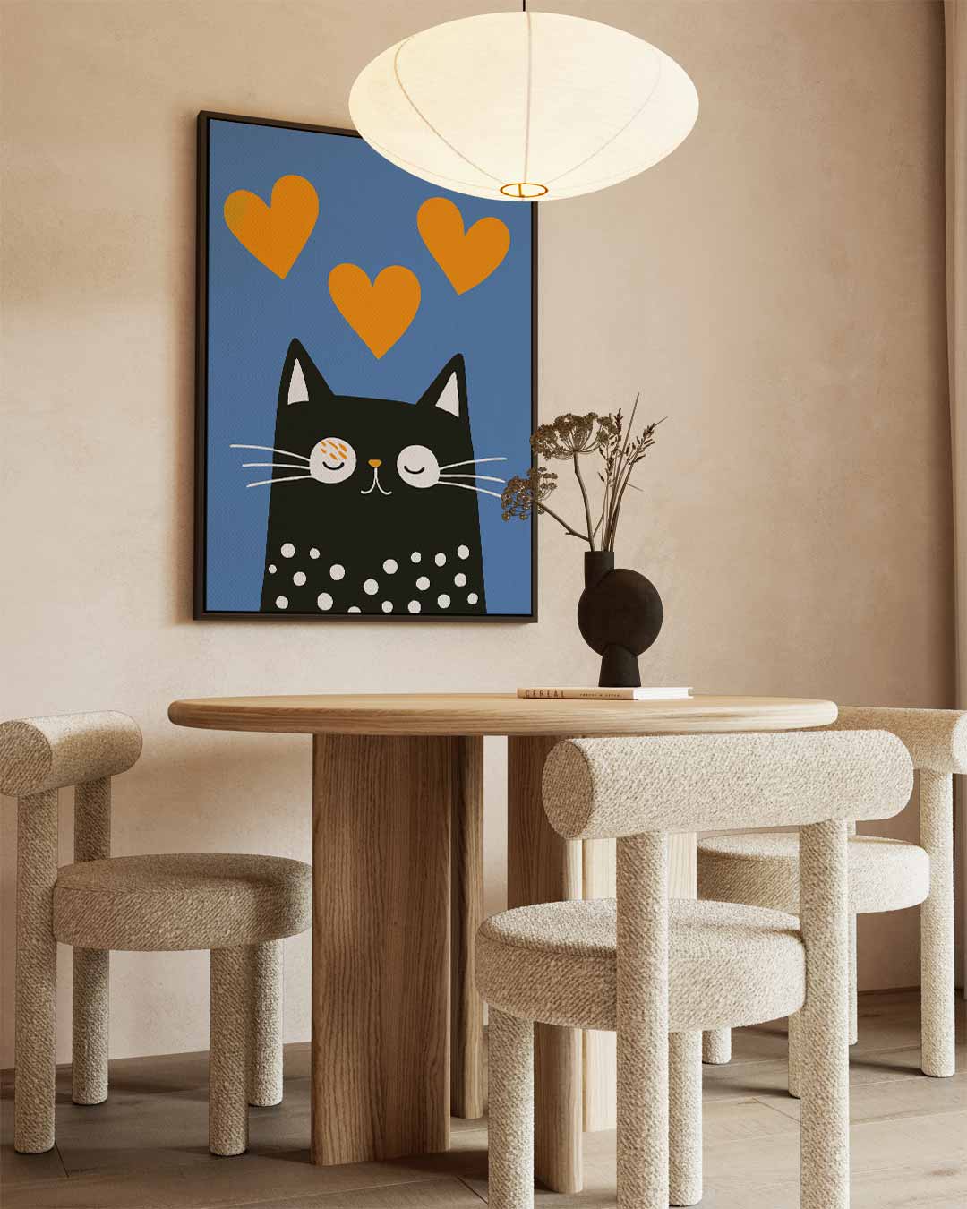 Vrolijke Kat met Liefdesharten – staand kunstwerk voor modern interieur