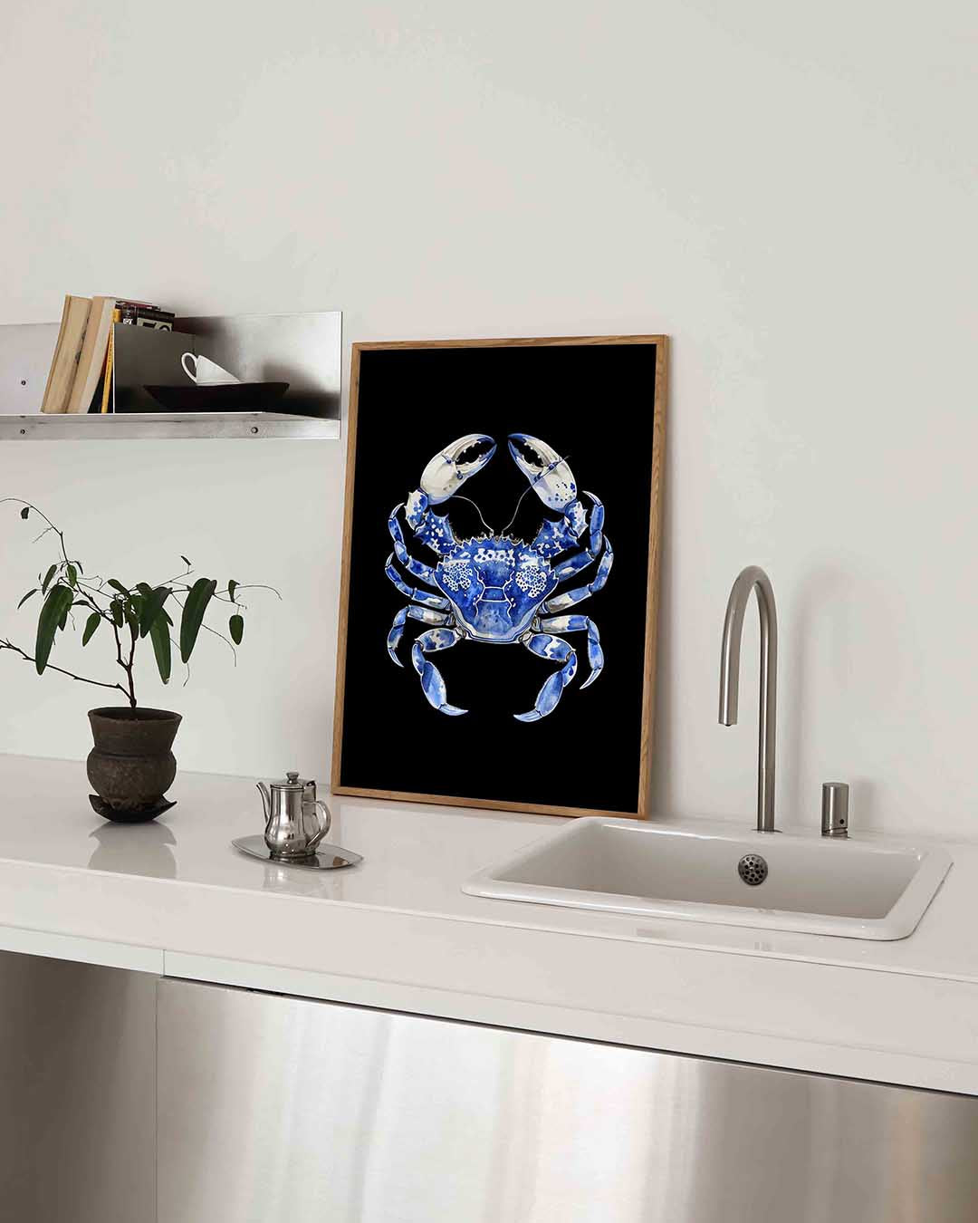 Blauwe krab – blauw-witte poster in staand formaat