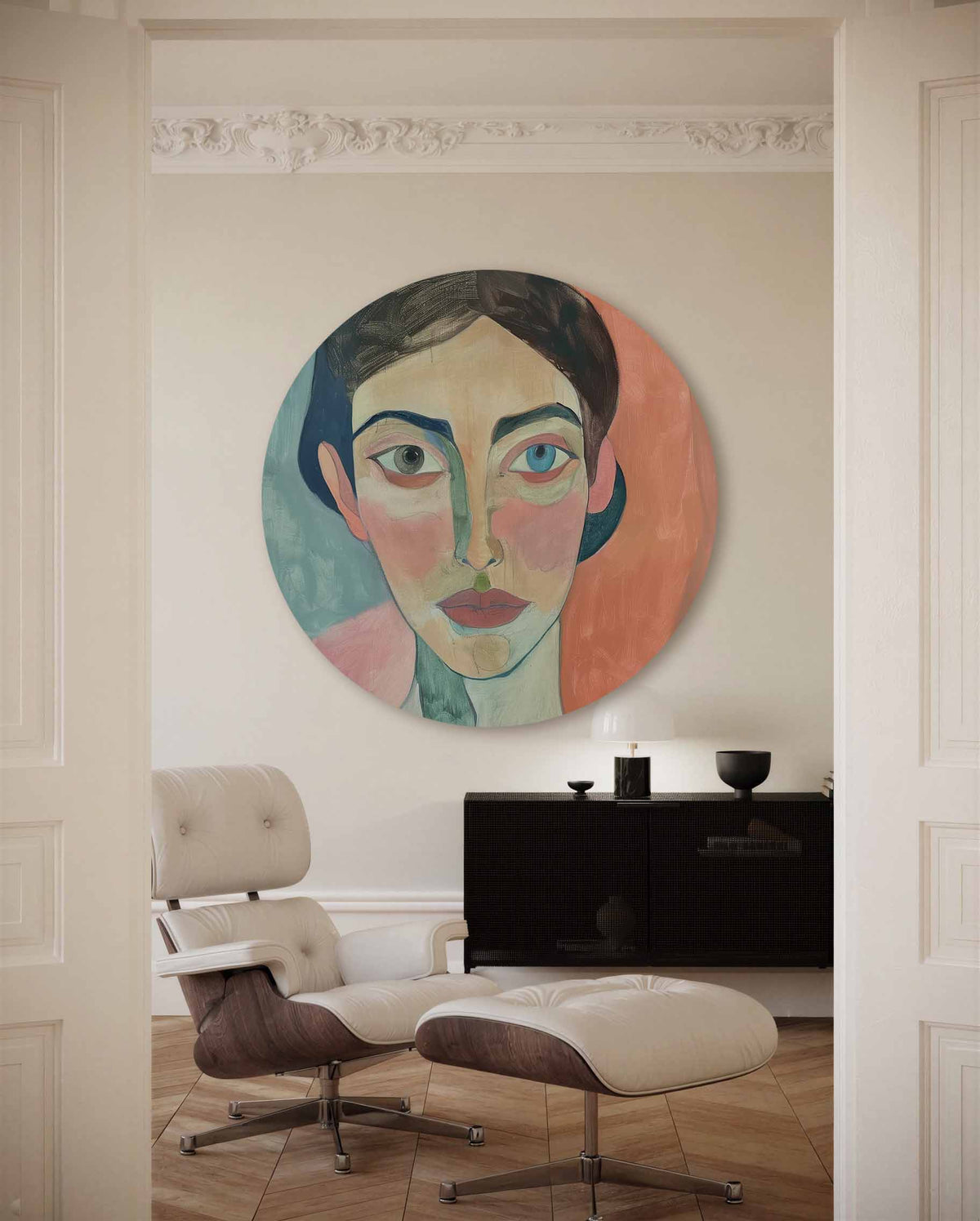 Portret met kleurrijke achtergrond – muurcirkel met kleur en vormen voor aan de muur