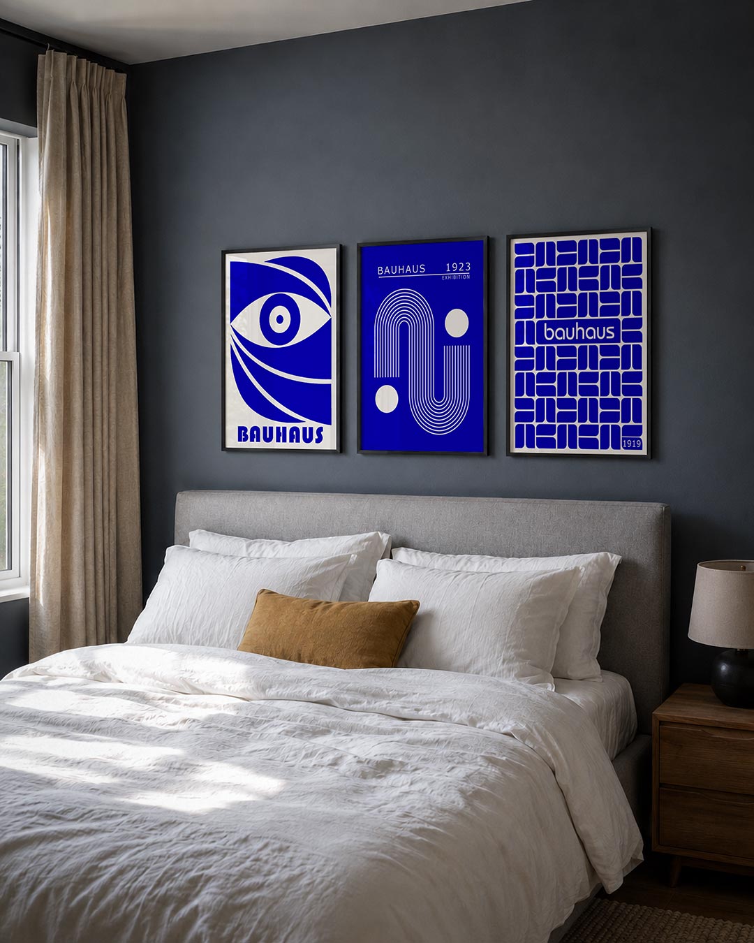 Oog en lijnen posterset – derde productweergave – een blauw oog met dynamische lijnen en vormen. De compositie speelt met