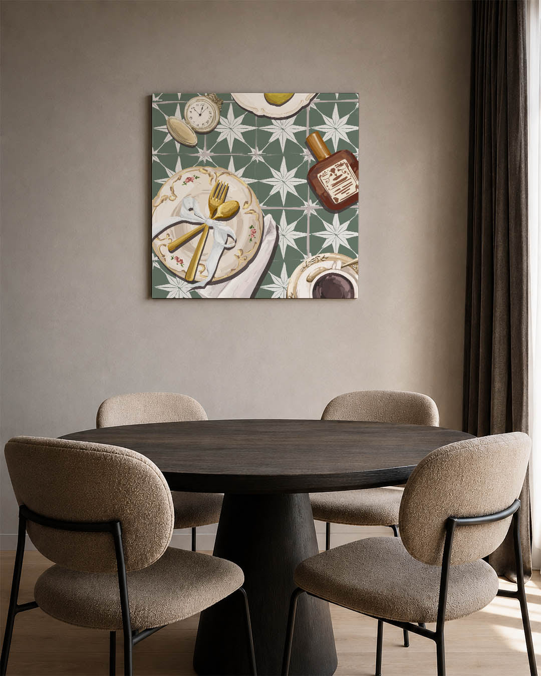 Tafelsetting kunstwerk – vierkante wanddecoratie – dit werk toont een elegante tafelsetting met gouden bestek, een zakhorloge
