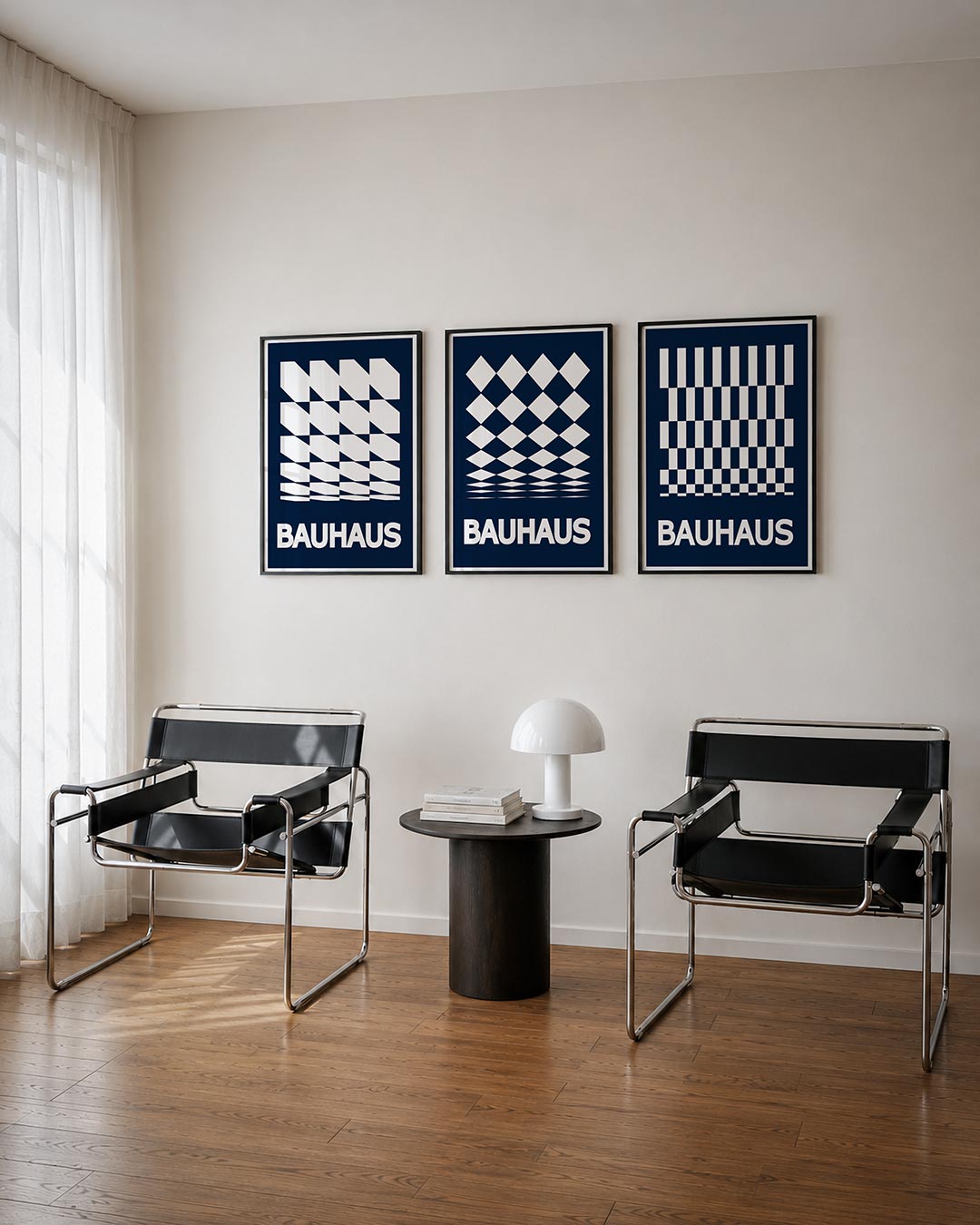 Vorm en ritme driedelige posterset – deze posterset in drie delen toont een dynamisch lijnenspel van witte en blauwe vlakken.