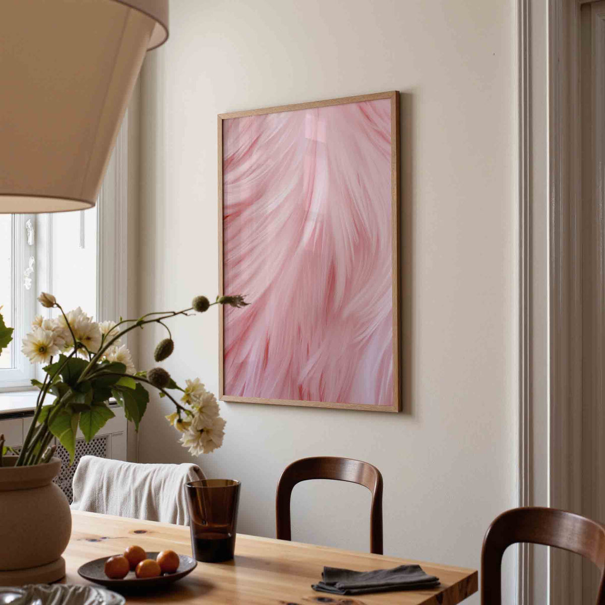 Roze veren – kunst en design poster in portret formaat