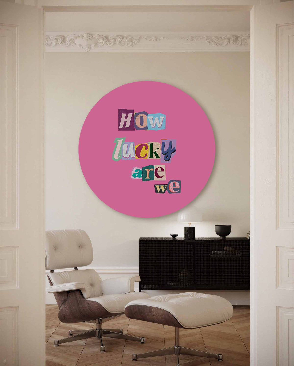 How lucky are we – muurcirkel met kleur en vormen voor aan de muur