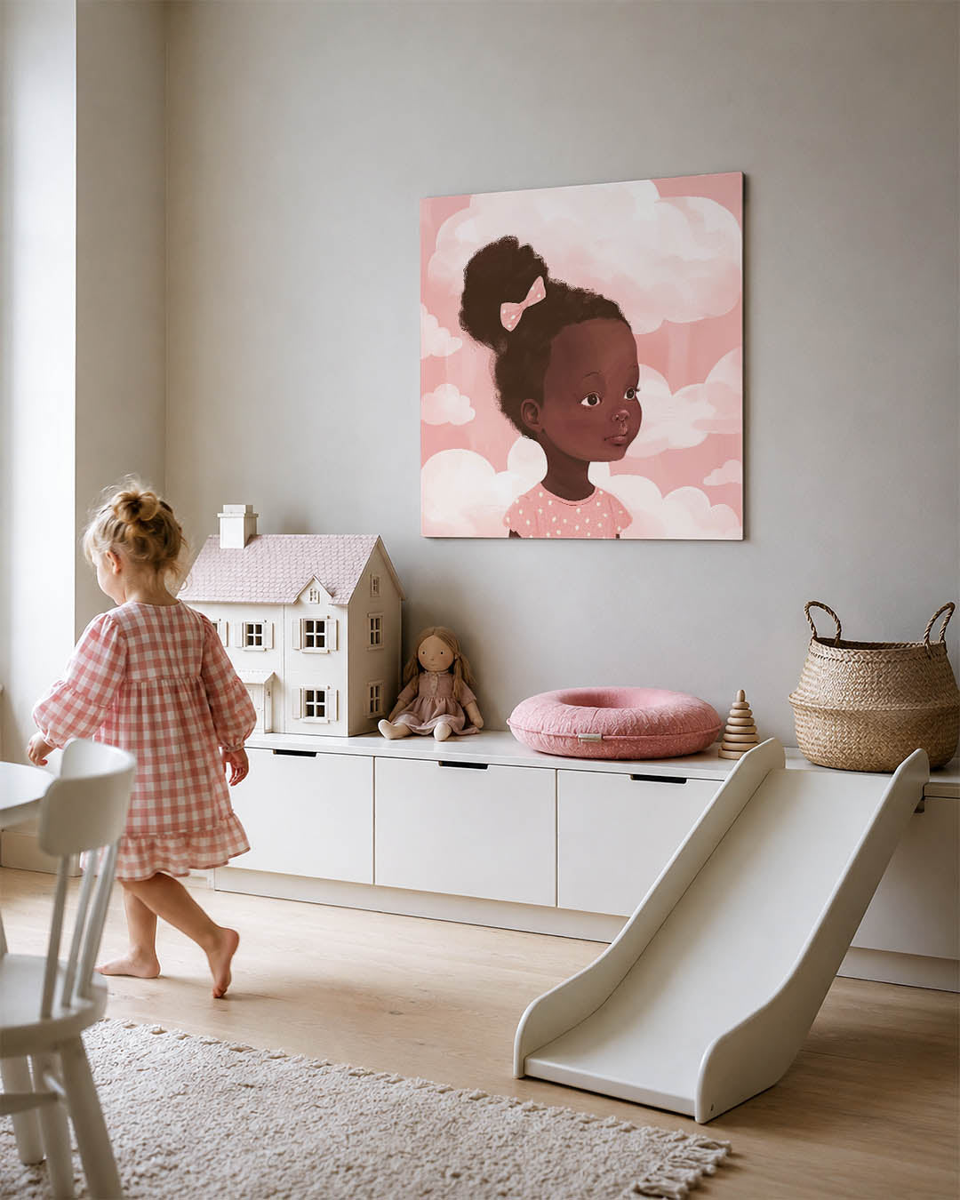 Dromerig portret meisje kunstwerk – tweede productweergave – een jong meisje met een schattige strik in haar haar kijkt