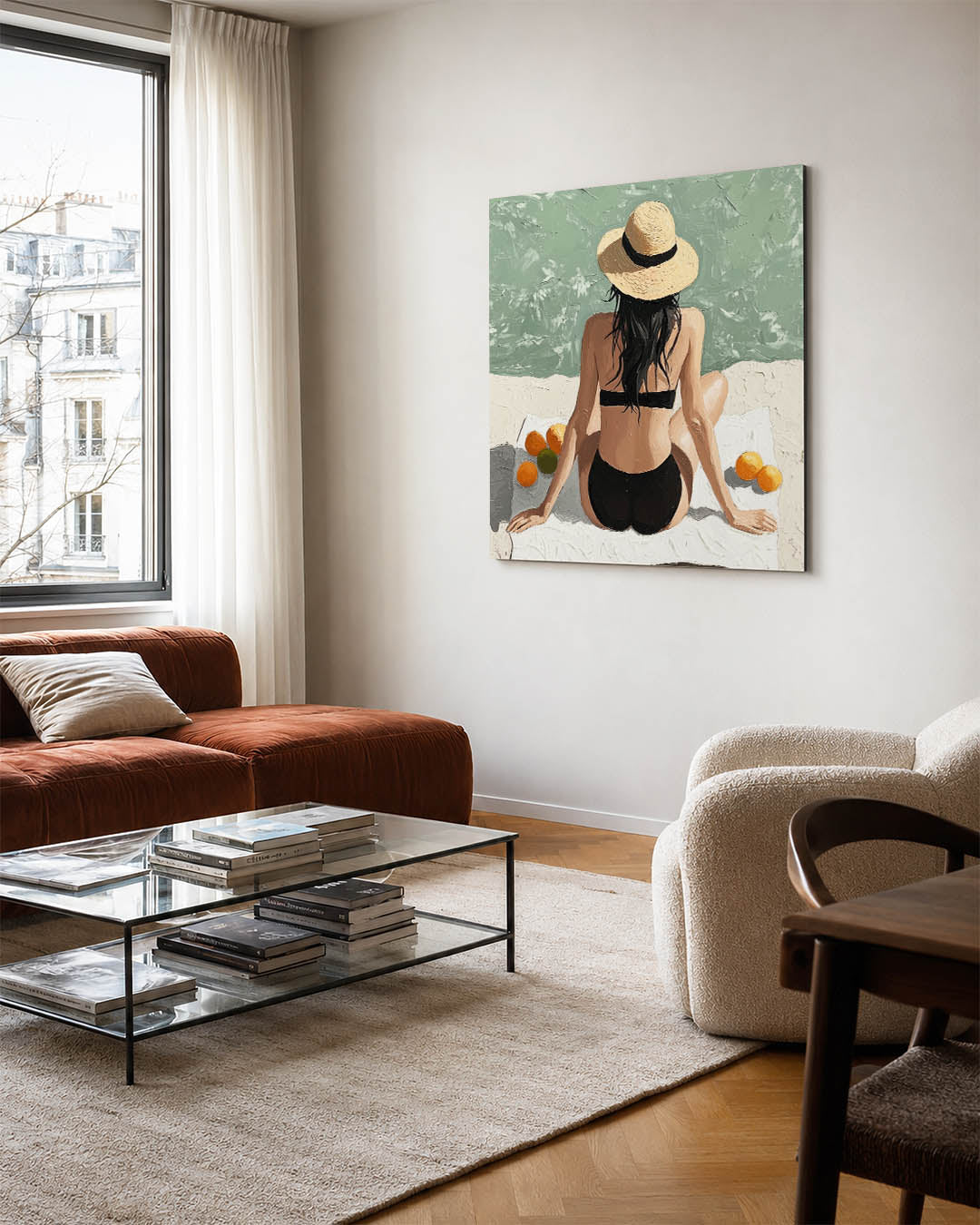 Zomers moment kunstwerk – vierkante wanddecoratie – dit kunstwerk toont een vrouw in een zwarte bikini op een strandlaken