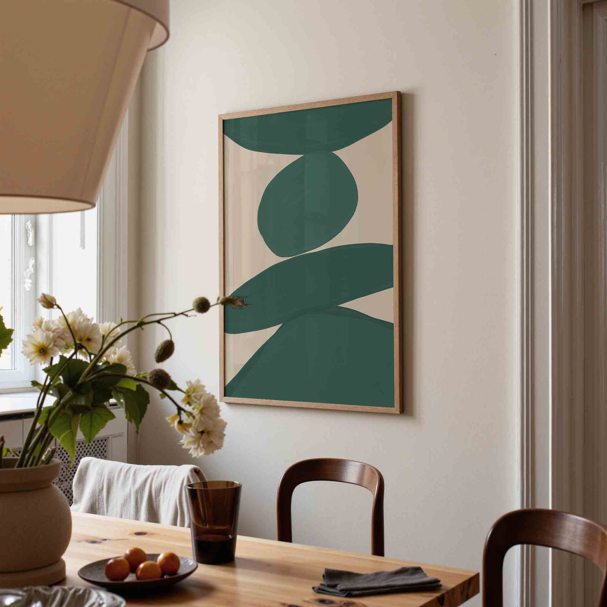 Abstracte groene vormen – eigentijdse illustratie poster in staand formaat