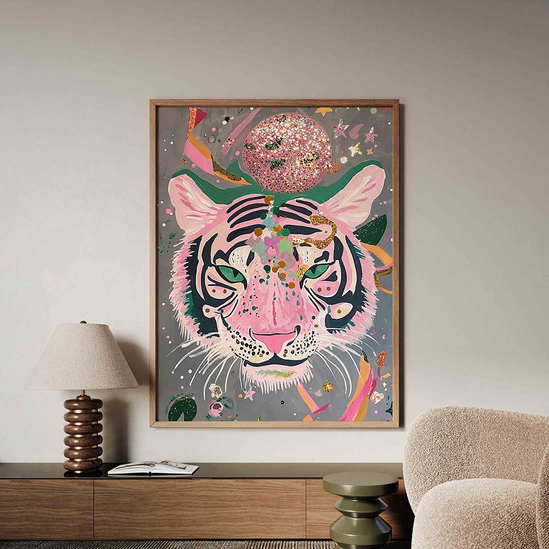 Tijger met roze en groene accenten – dieren poster in staand formaat